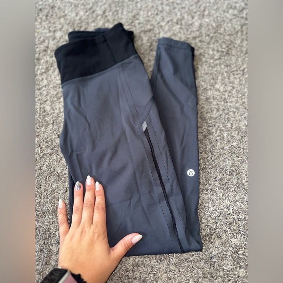 Women’s Lululemon Smooth Stride Tight Legging Blue Tied/Black Size 6 - Picture 7 of 15